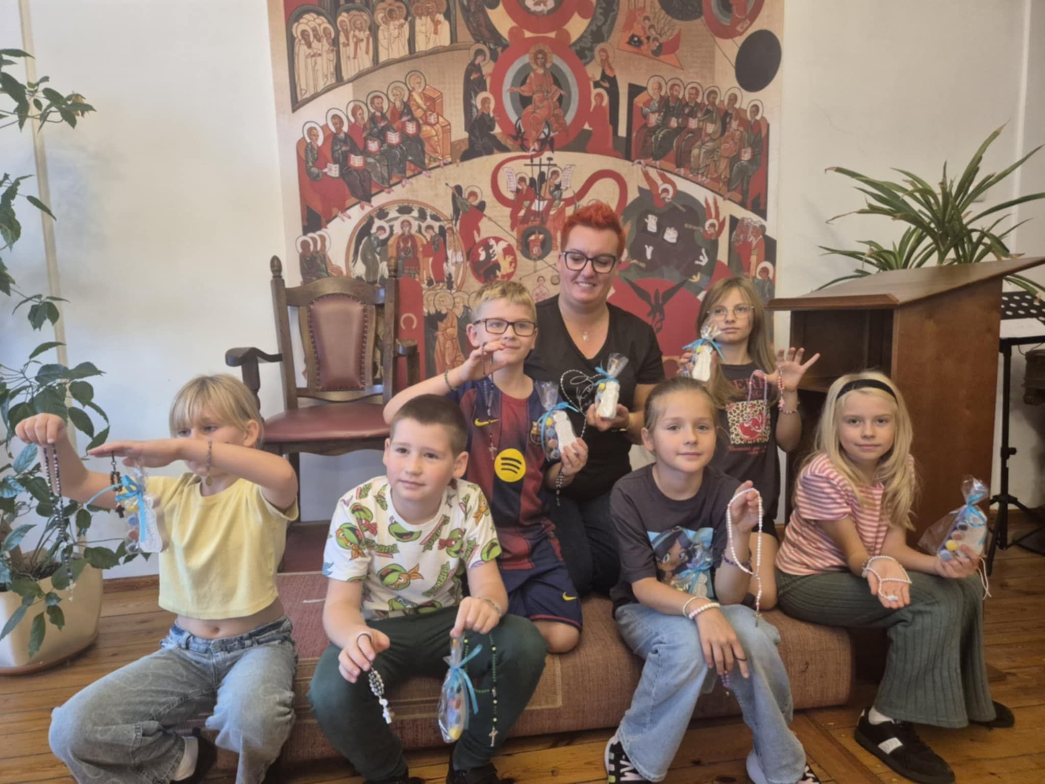 Warsztaty robienia różańca dla dzieci 