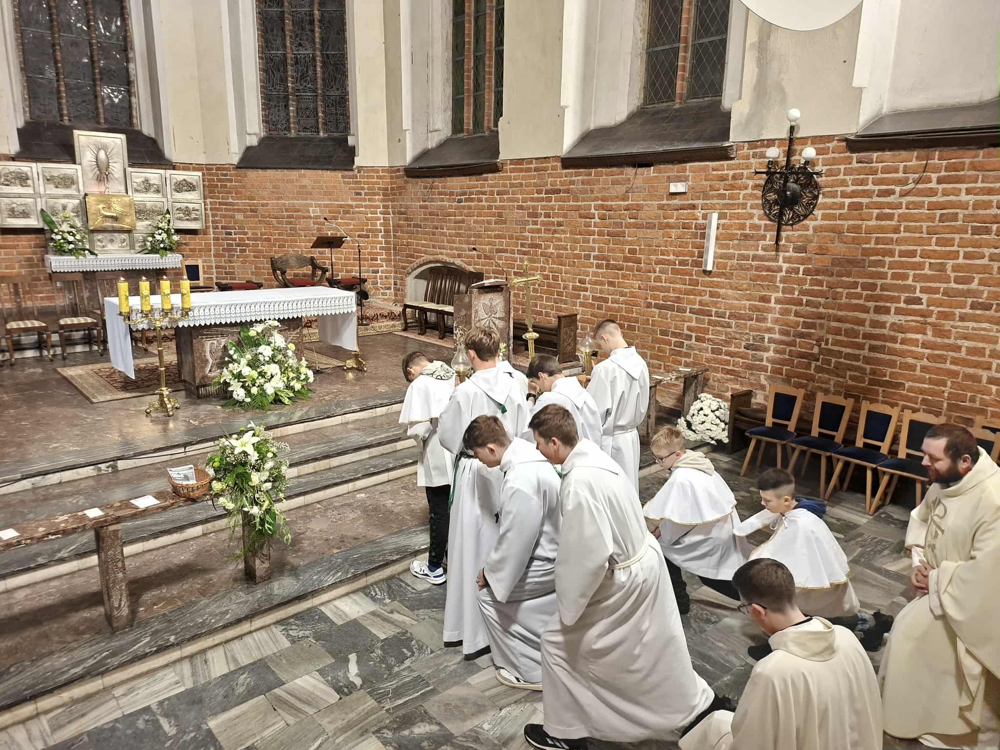  JUBILEUSZOWA PIELGRZYMKA DEKANATU 