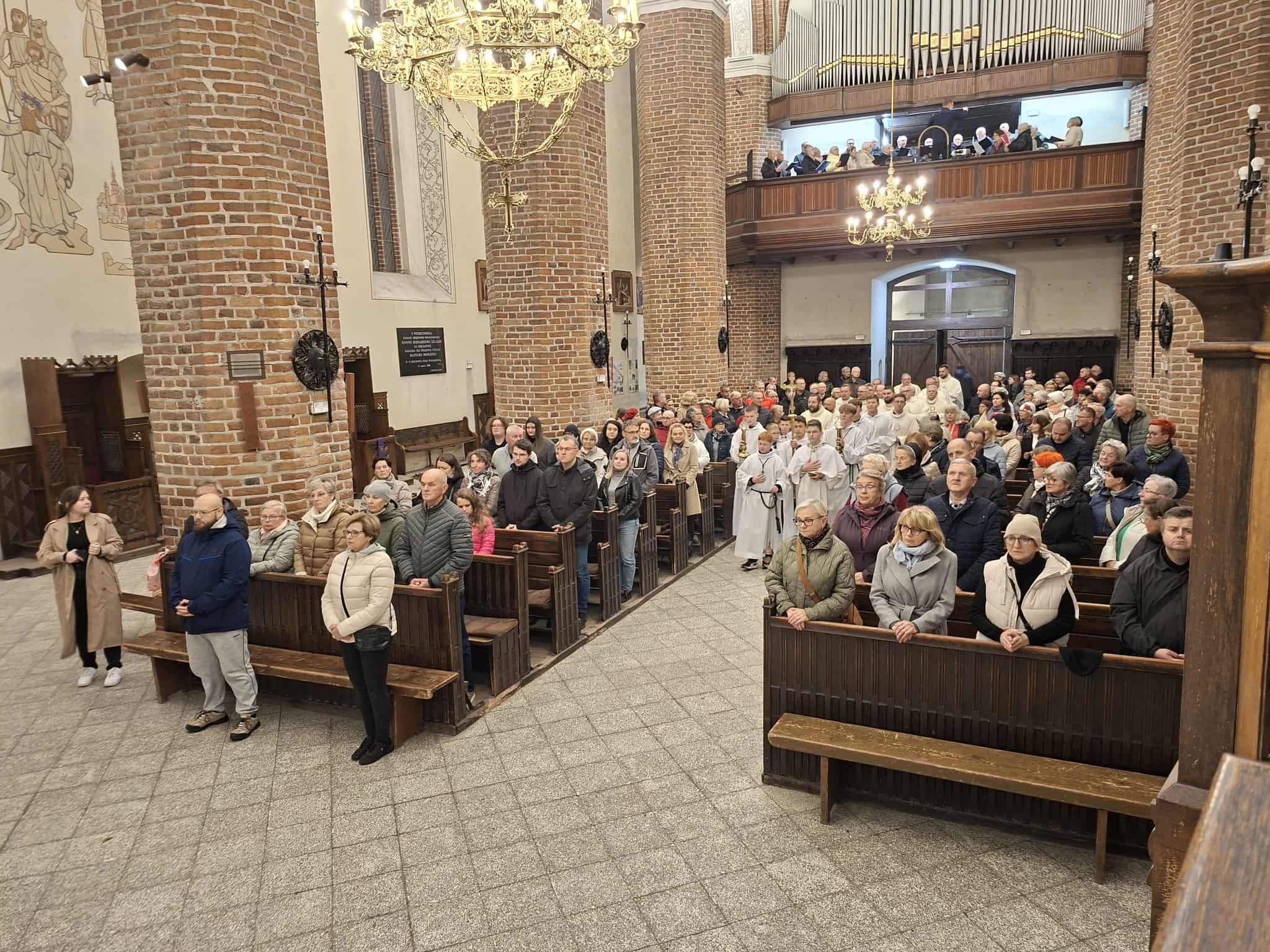  JUBILEUSZOWA PIELGRZYMKA DEKANATU 