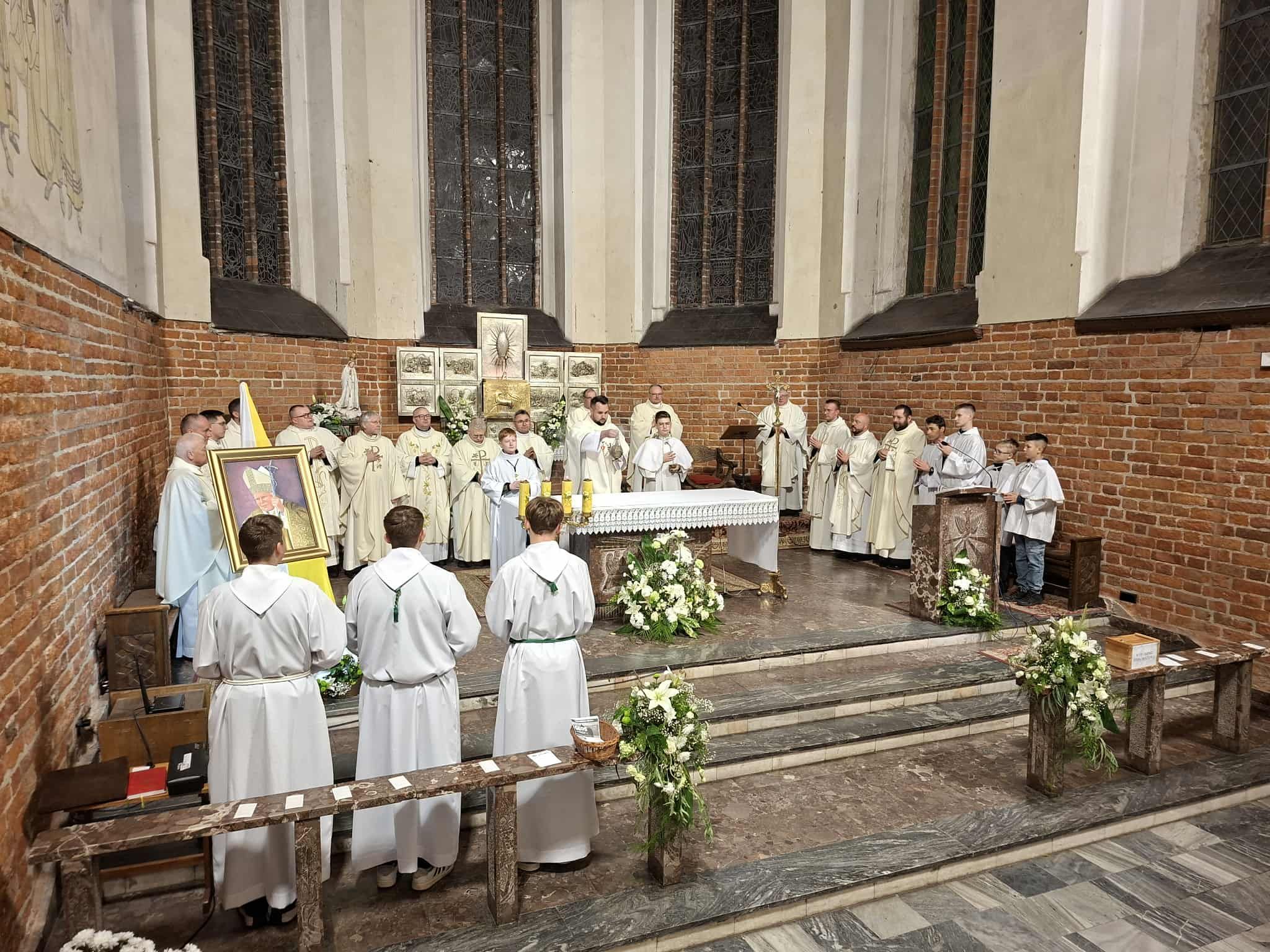  JUBILEUSZOWA PIELGRZYMKA DEKANATU 