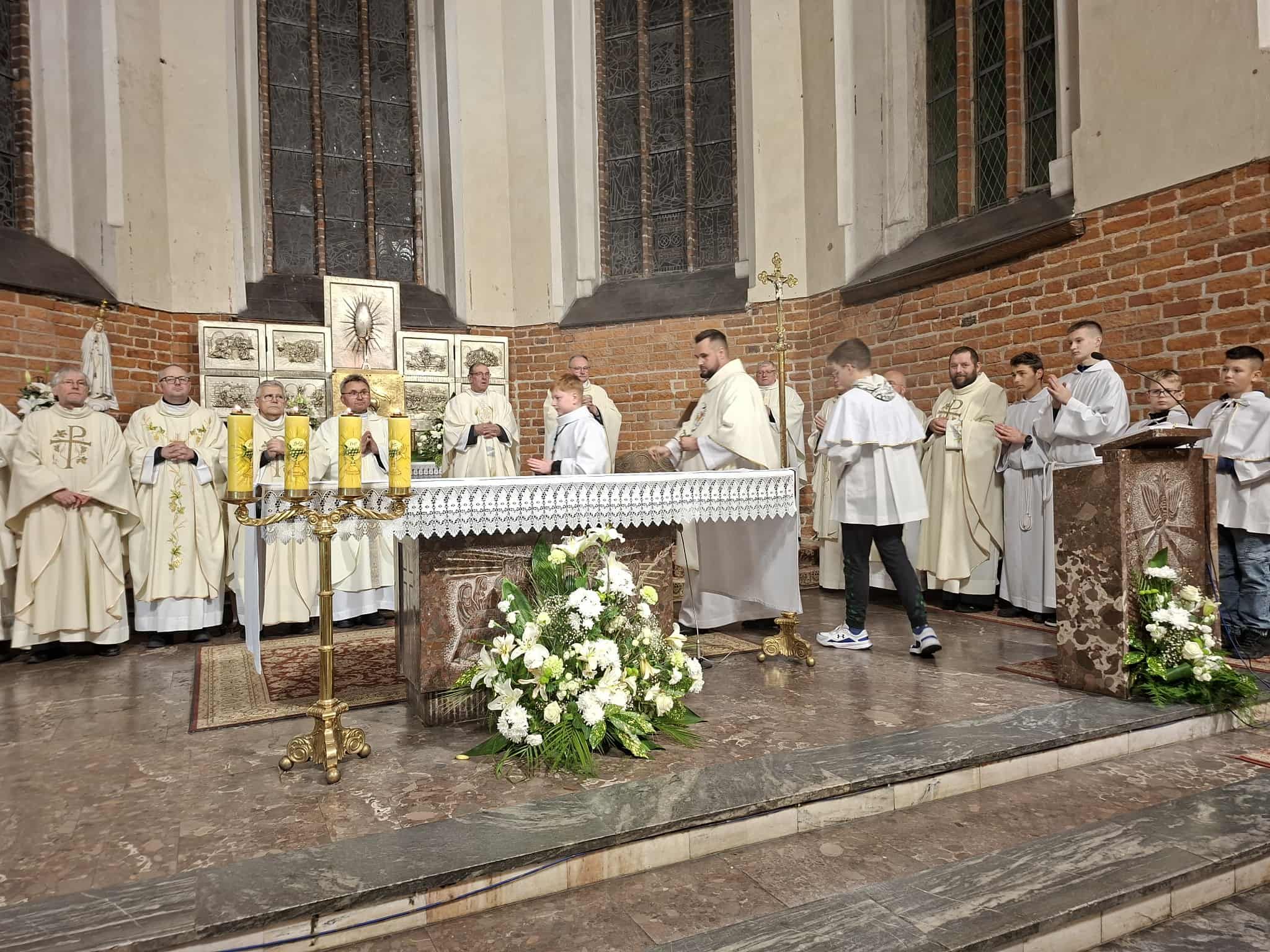  JUBILEUSZOWA PIELGRZYMKA DEKANATU 