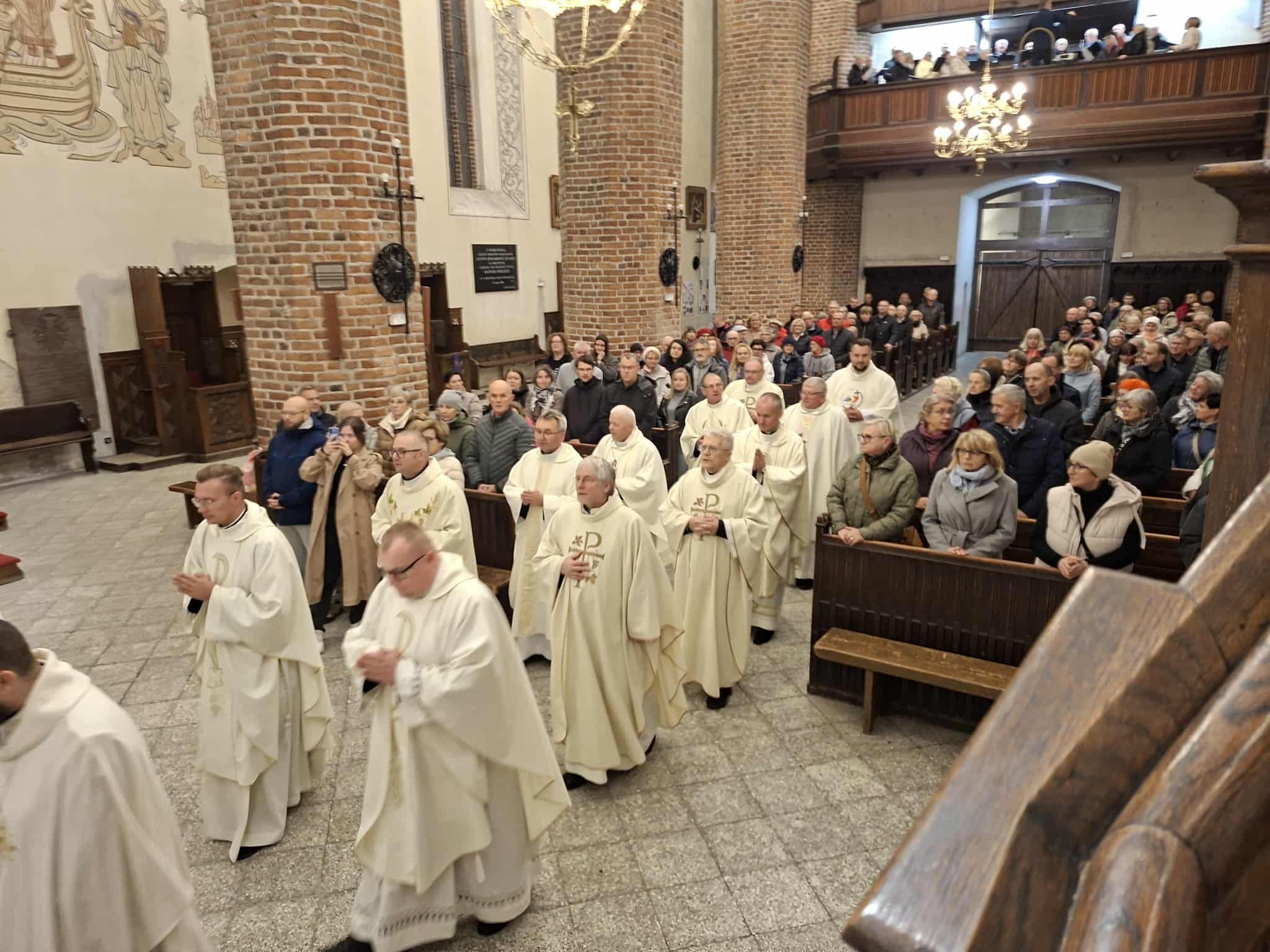  JUBILEUSZOWA PIELGRZYMKA DEKANATU 