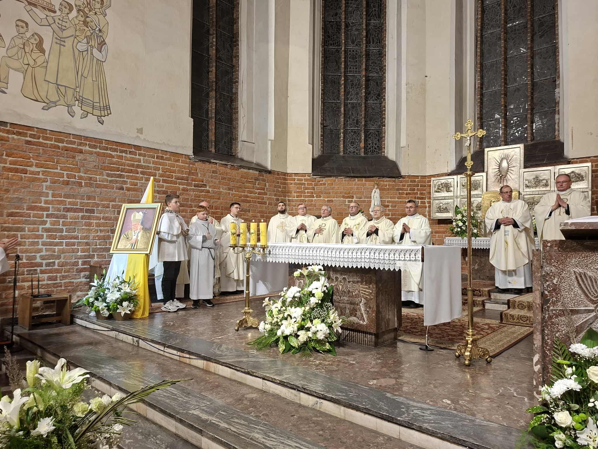  JUBILEUSZOWA PIELGRZYMKA DEKANATU 