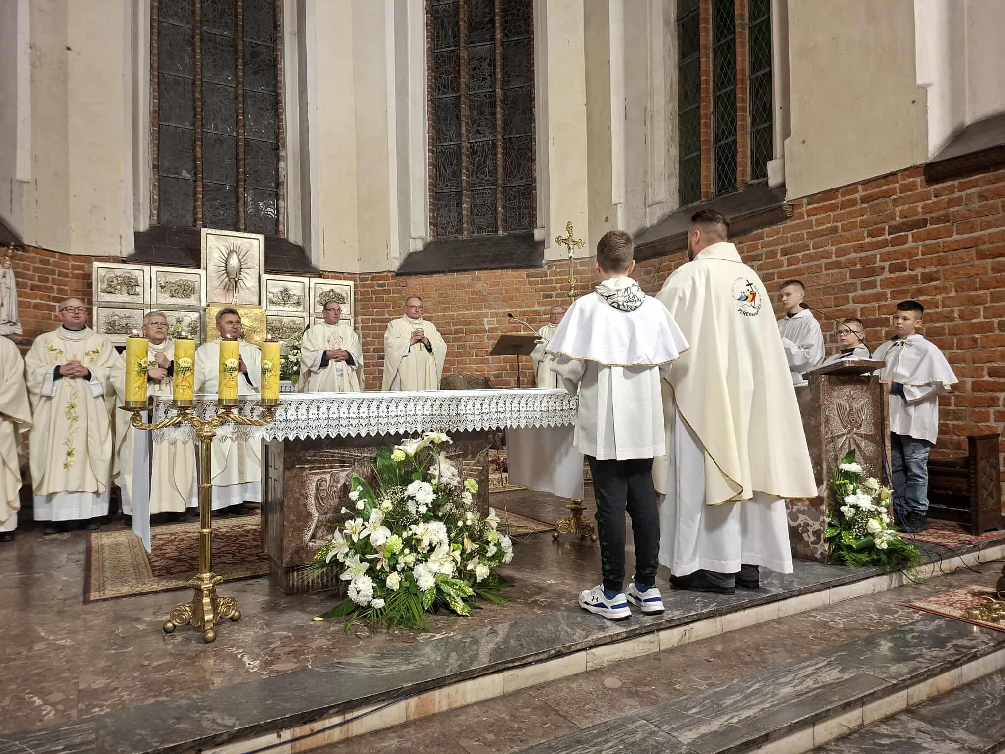  JUBILEUSZOWA PIELGRZYMKA DEKANATU 