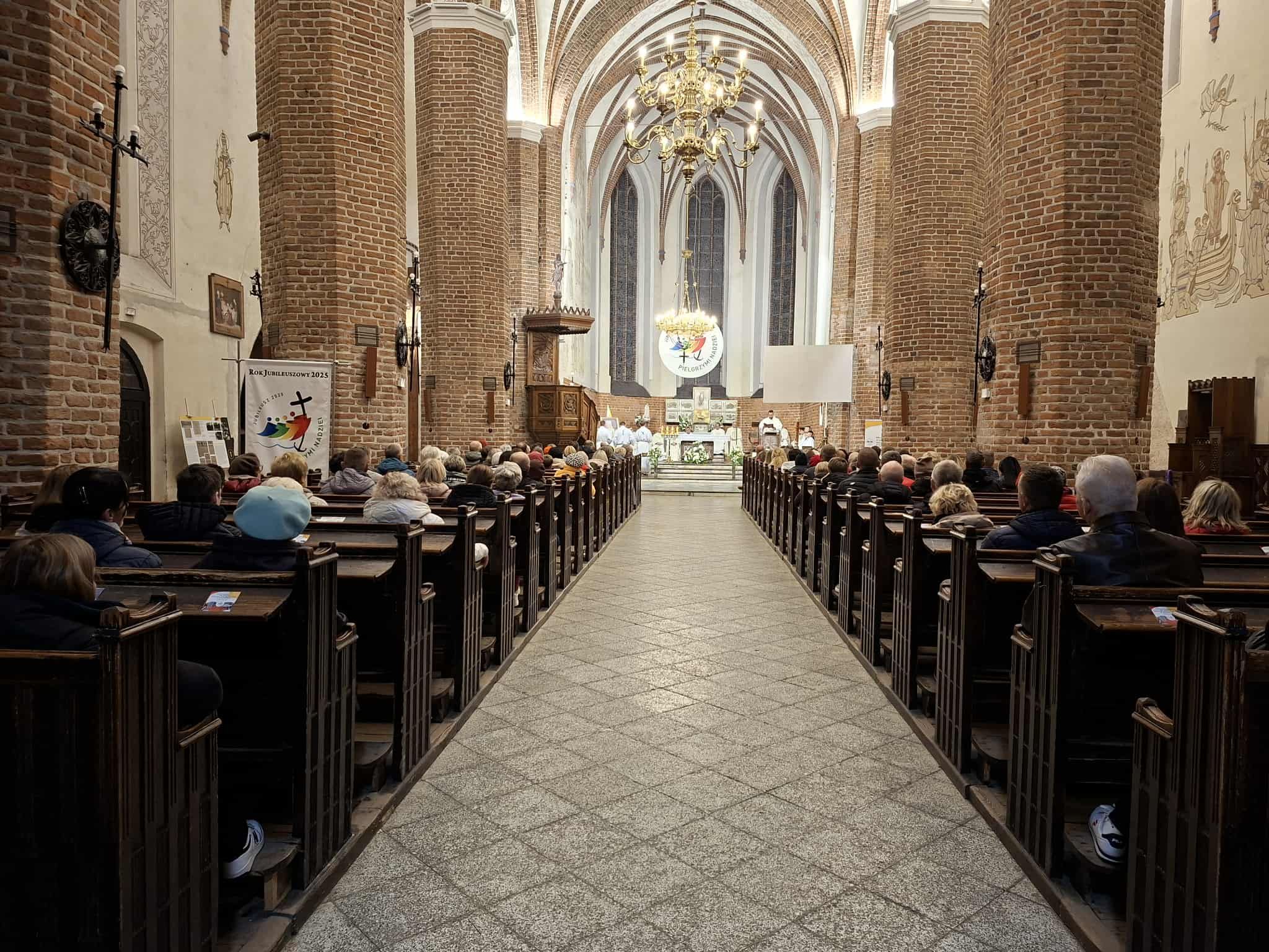  JUBILEUSZOWA PIELGRZYMKA DEKANATU 