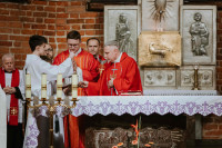  BIERZMOWANIE I 33 ROCZNICA USTANOWIENIA BAZYLIKI W CHOJNICACH 