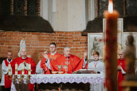  BIERZMOWANIE I 33 ROCZNICA USTANOWIENIA BAZYLIKI W CHOJNICACH 
