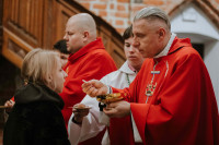  BIERZMOWANIE I 33 ROCZNICA USTANOWIENIA BAZYLIKI W CHOJNICACH 