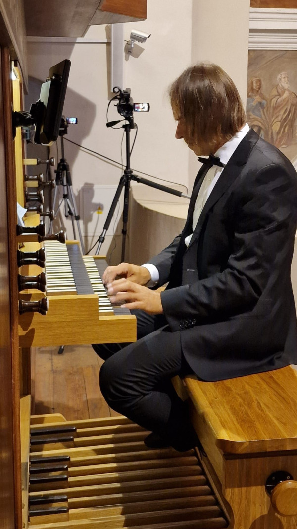 KONCERT ORGANOWY