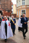  WPROWADZENIE RELIWKII ŚW. JANA PAWŁA II DO BAZYLIKI CHOJNICKIEJ 